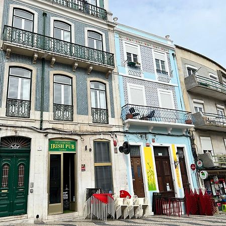 Farol Bed And Breakfast Almada Exteriör bild