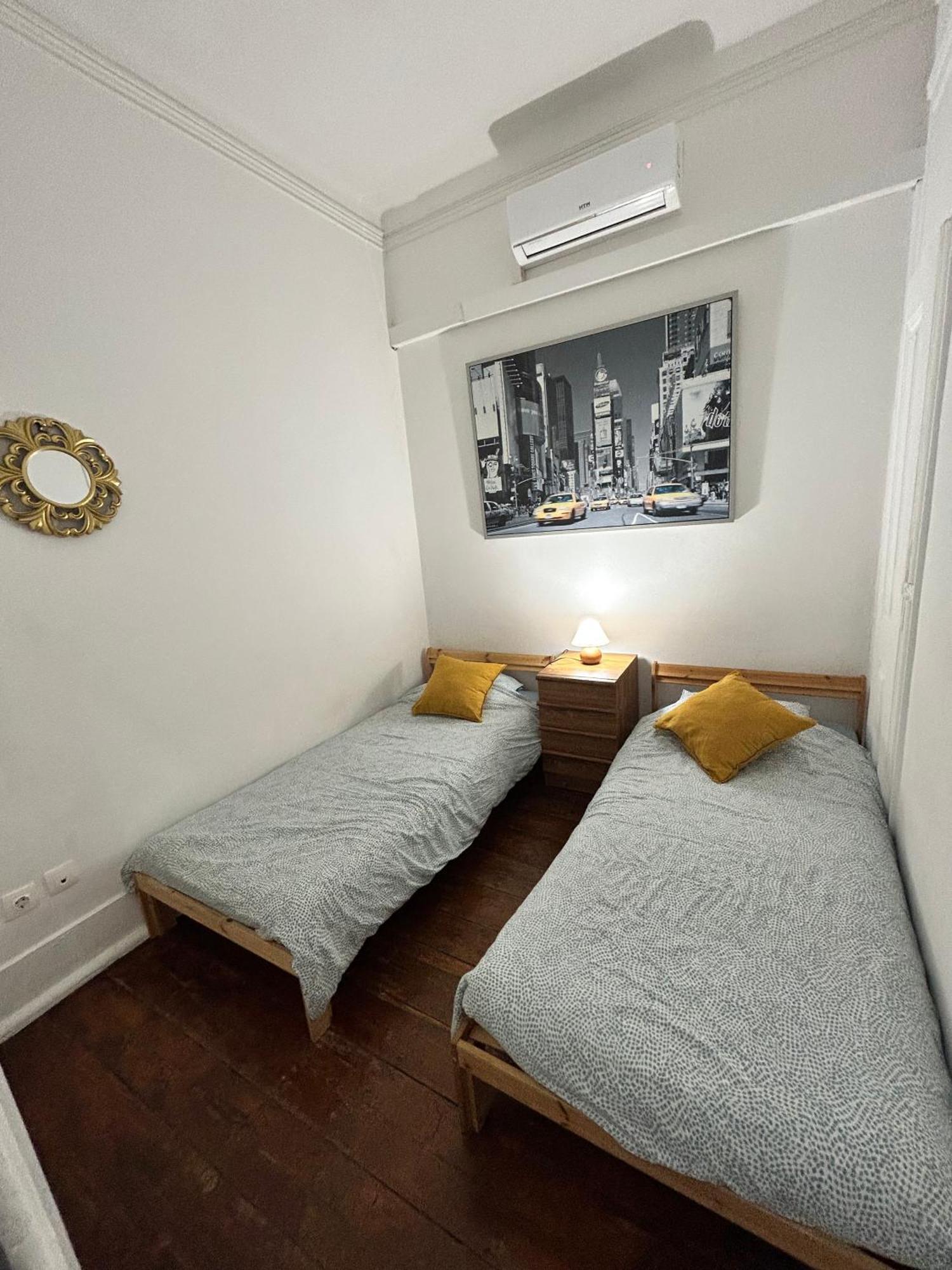 Farol Bed And Breakfast Almada Exteriör bild